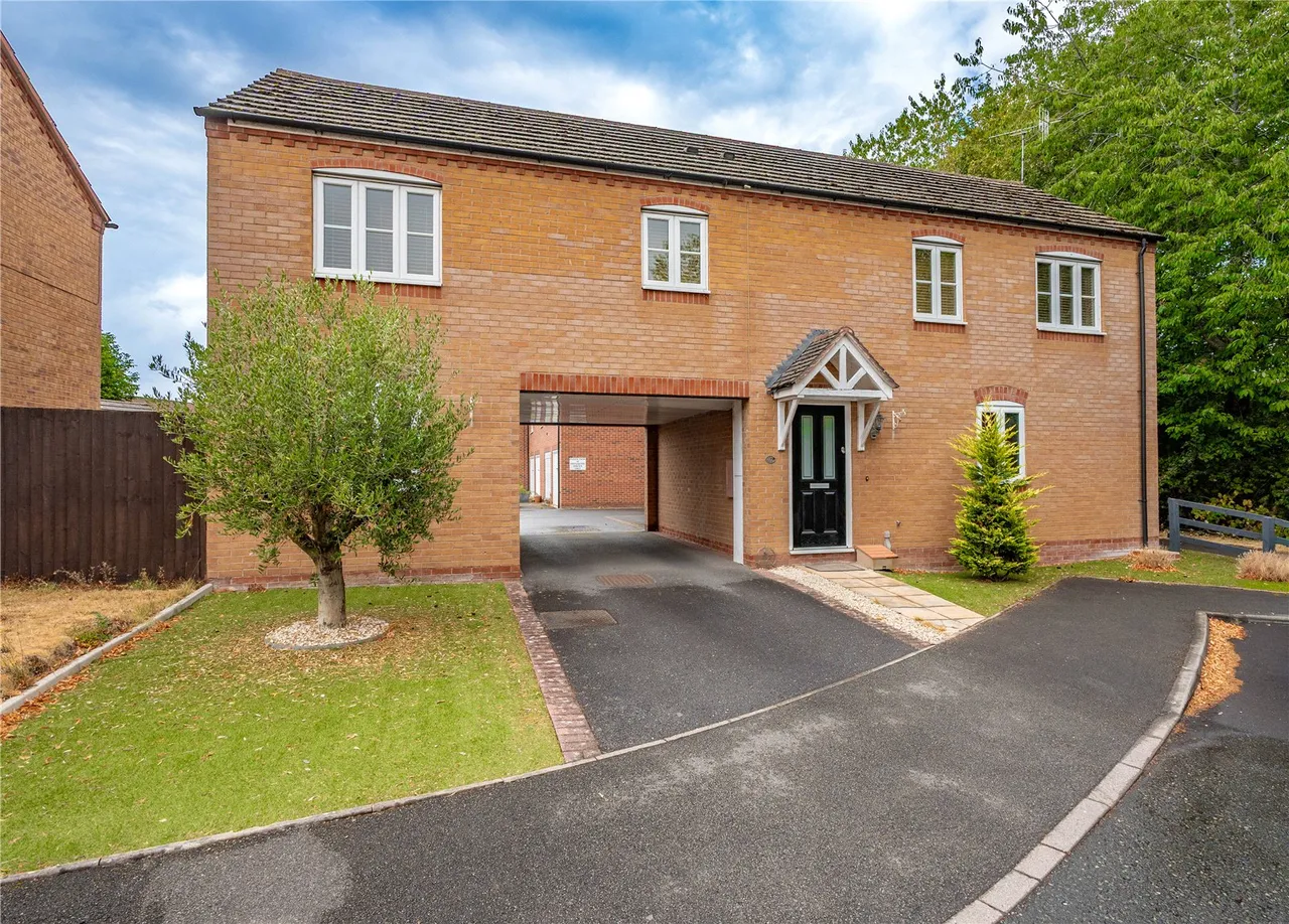 2 bed house for sale — Iron Way, Bromsgrove, Worcestershire, B60 3GN
