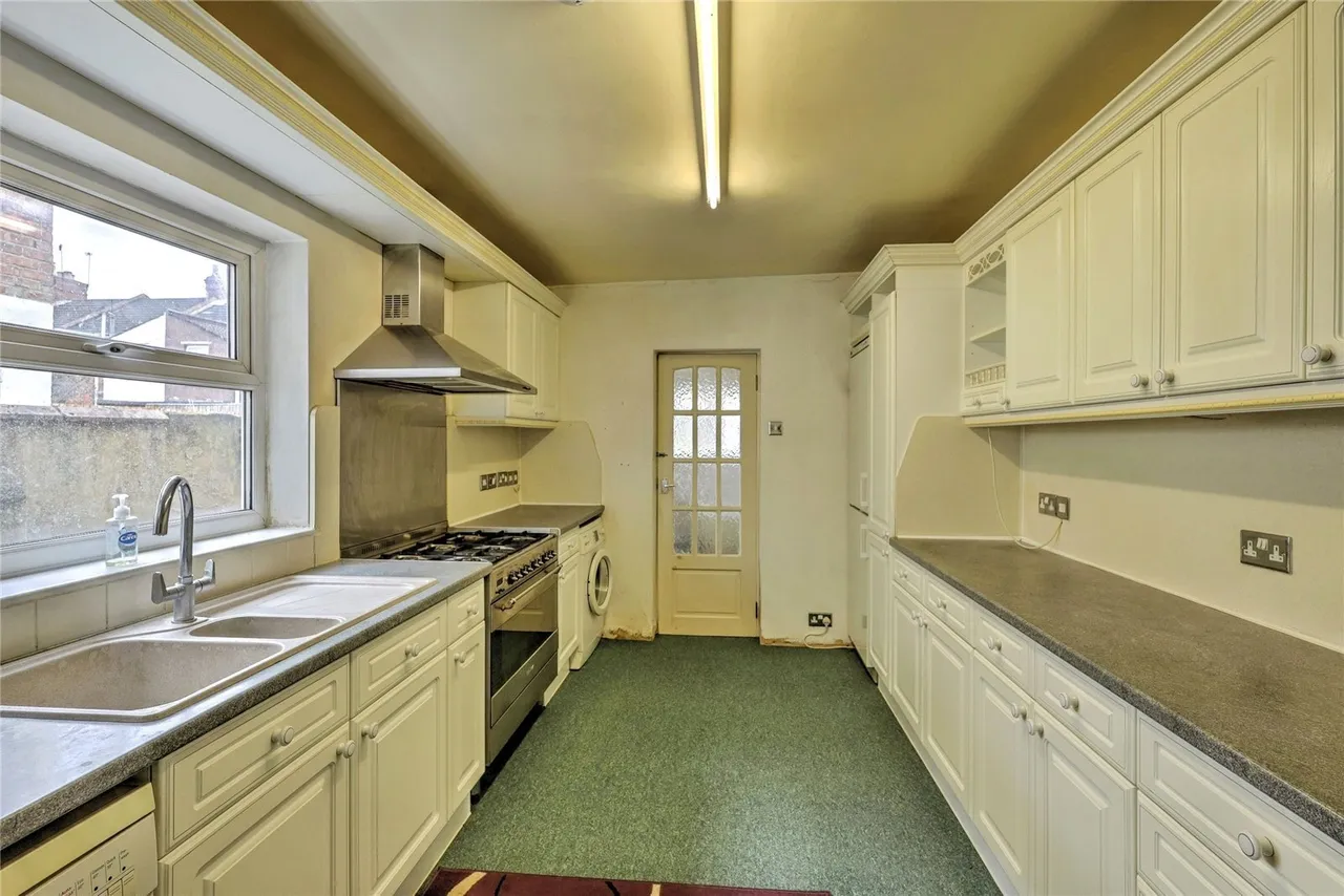 Beaconsfield Terrace, Northampton, Northamptonshire, NN1, photo 6
