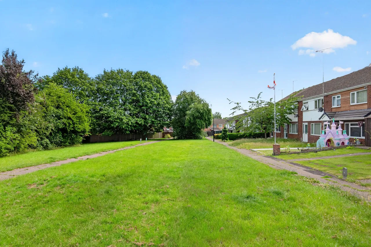 Studland Green, Coventry, CV2, photo 4