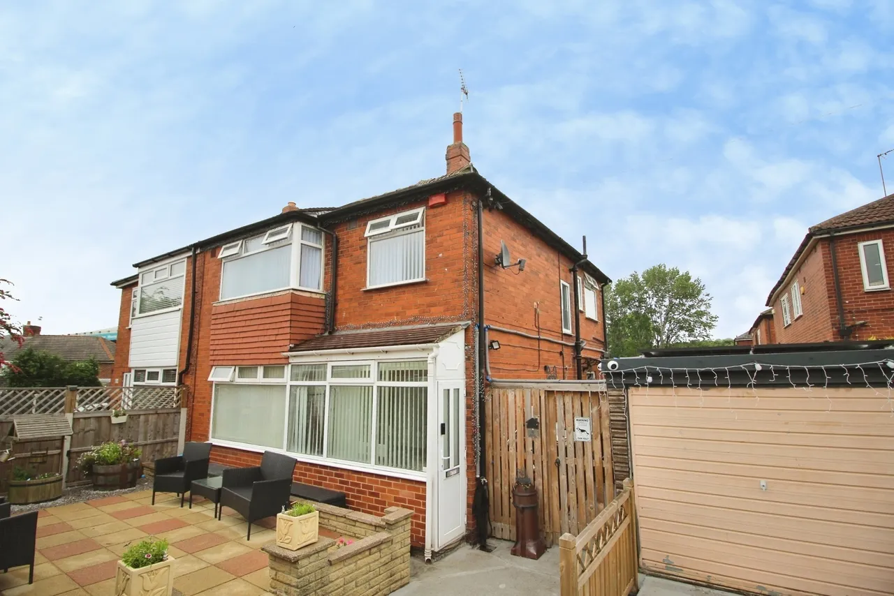 3 bed house for sale — Heath Grove, Leeds, West Yorkshire, LS11