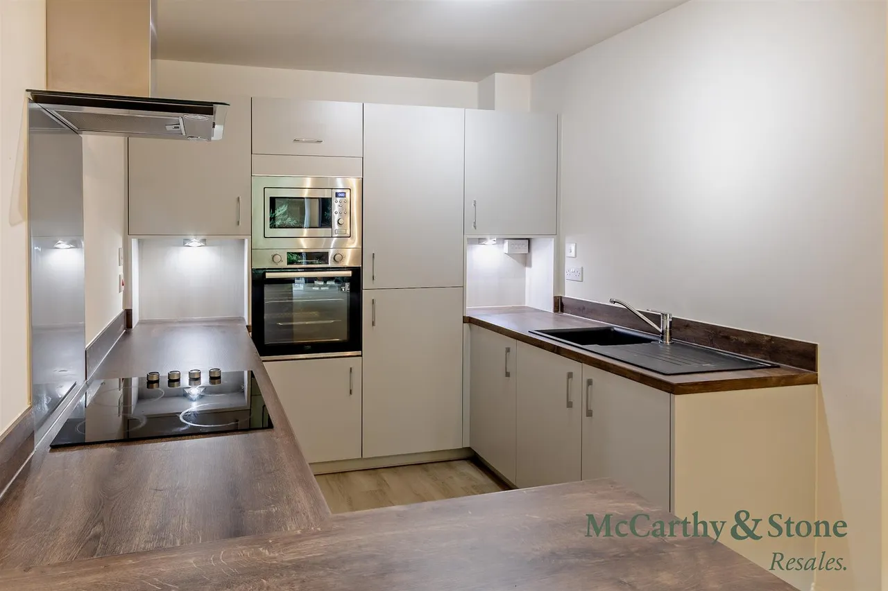 Trotwood Close, Broadstairs, CT10, photo 13