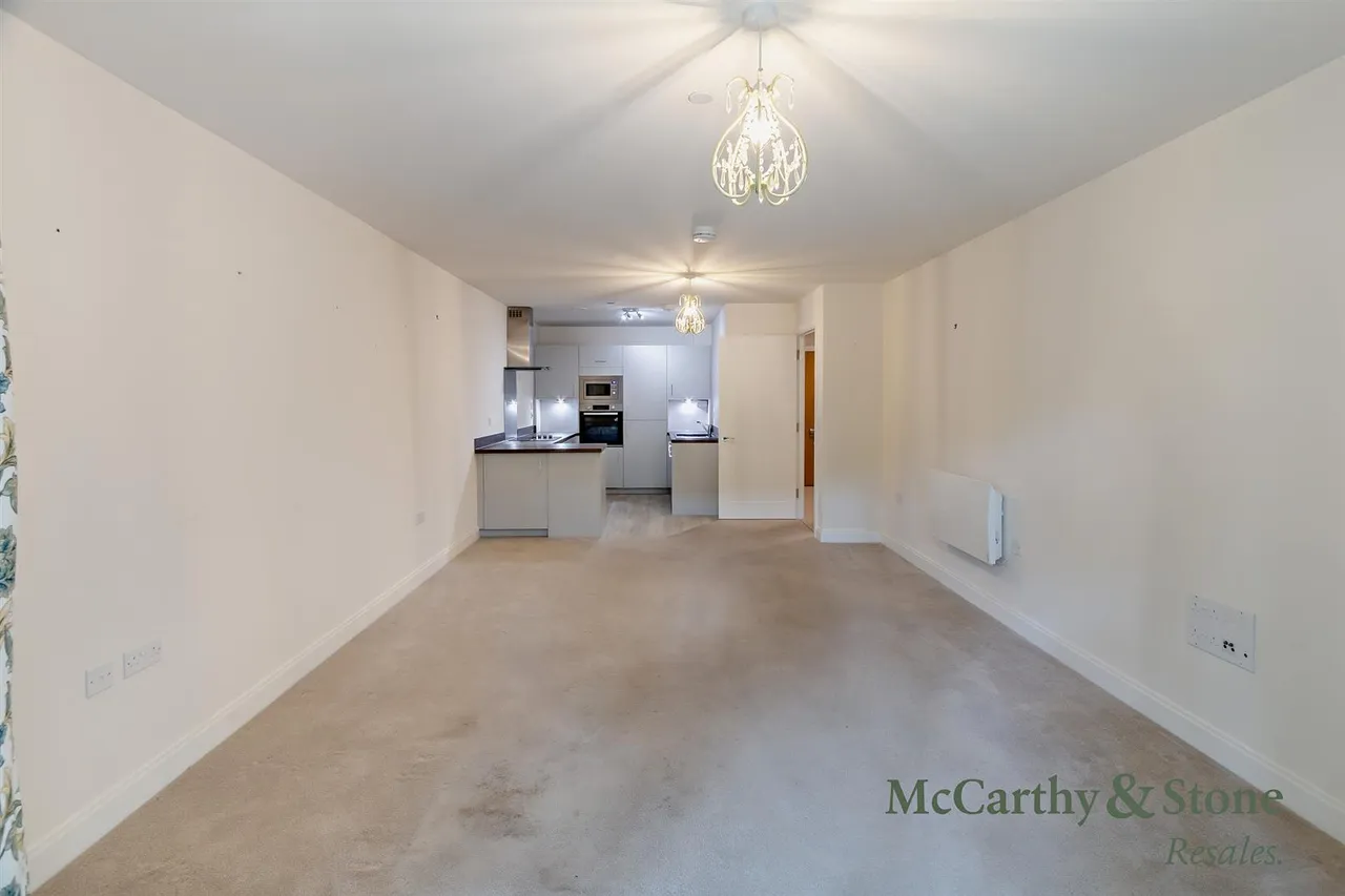 Trotwood Close, Broadstairs, CT10, photo 12