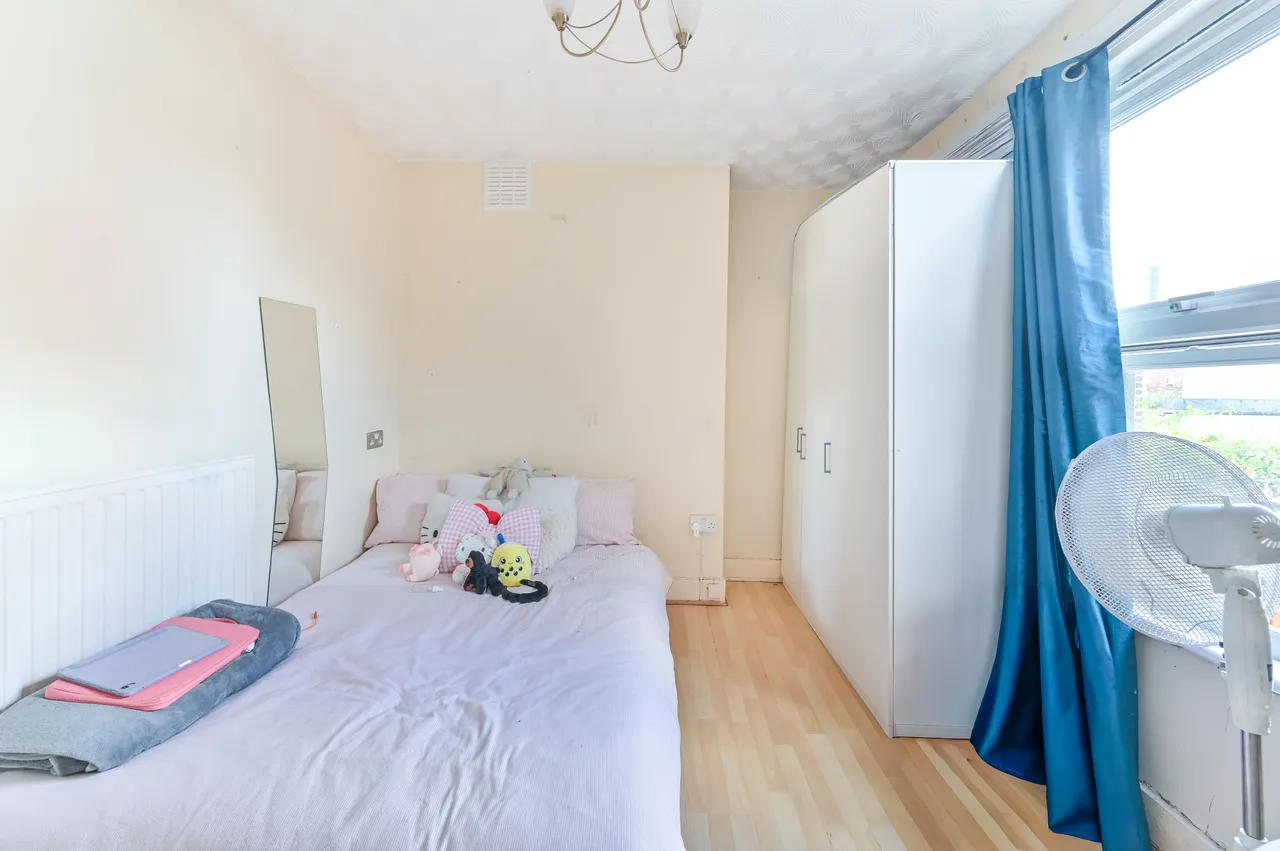 11b Philip Walk, London, photo 11