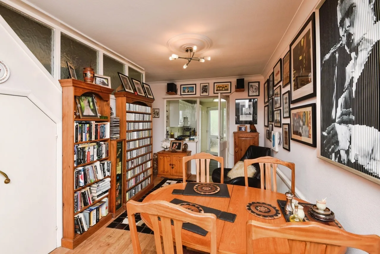 Pedder Avenue, Overton, LA3, photo 6