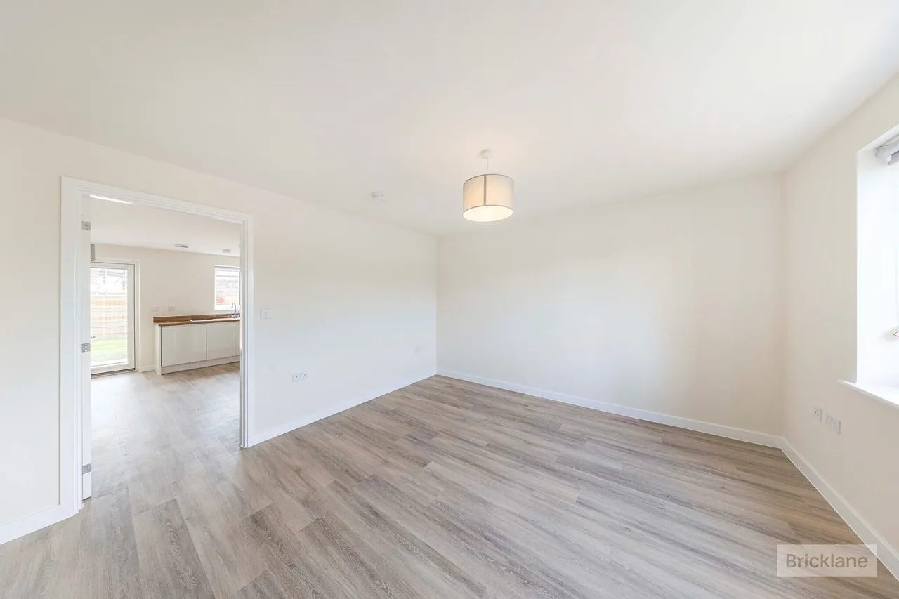 Fleming Gardens, MK4, photo 3