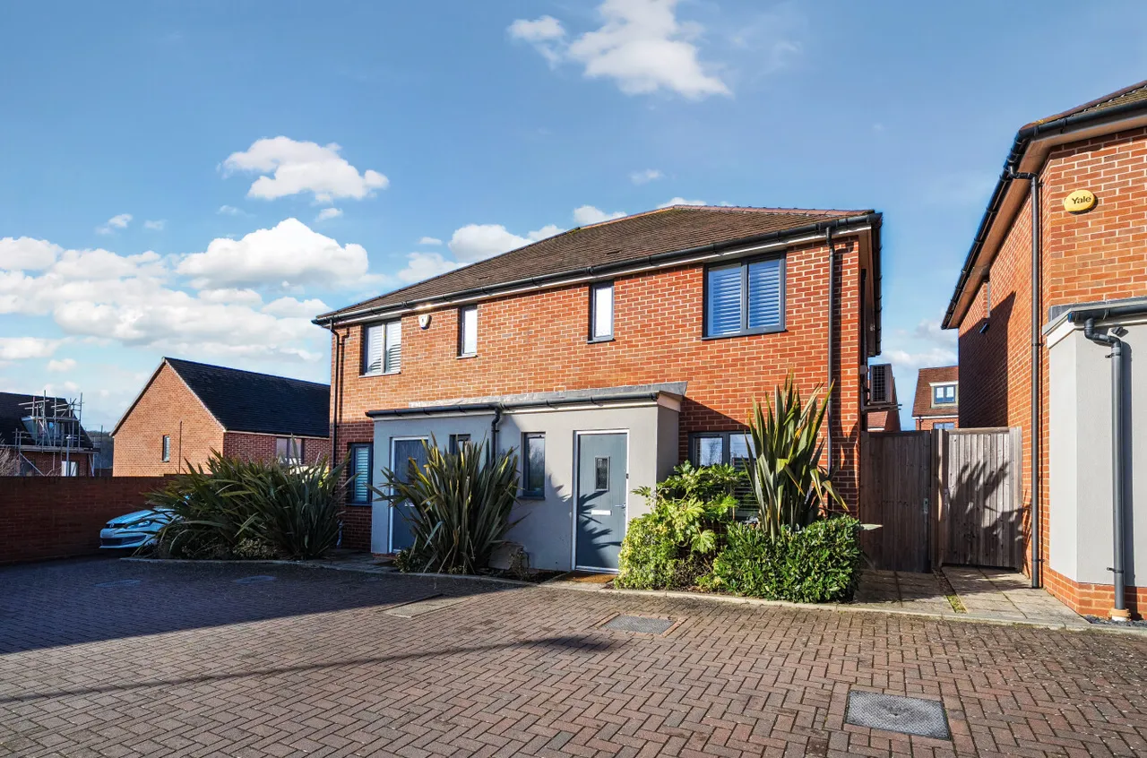 Bailey Drive, Ebbsfleet Valley, DA10, photo 20