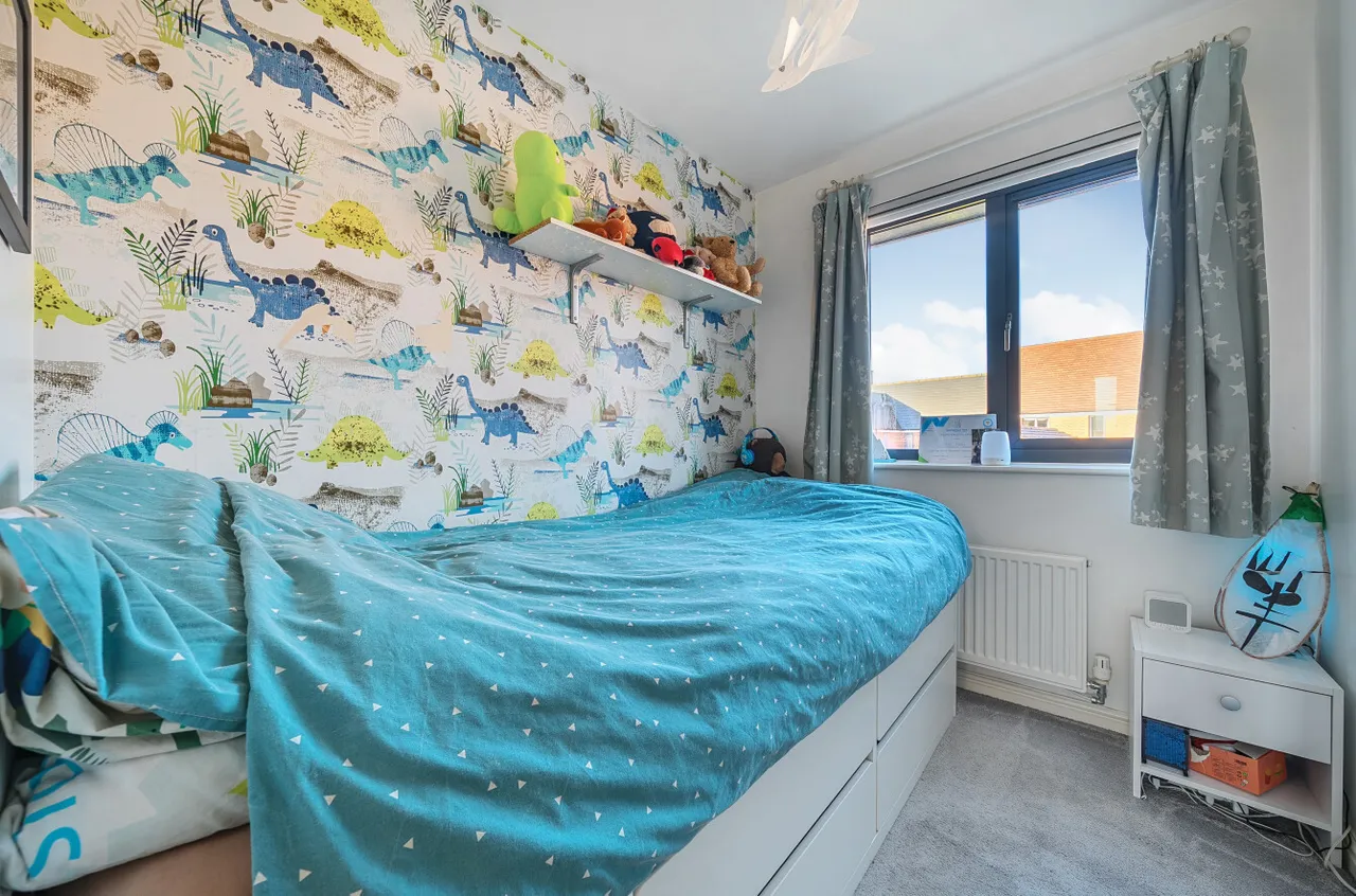 Bailey Drive, Ebbsfleet Valley, DA10, photo 17