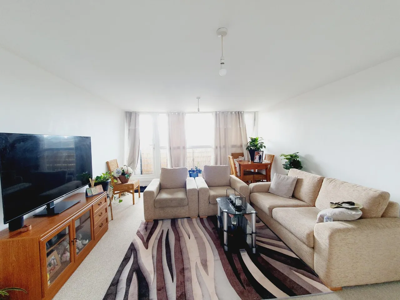 Wendover Road, Havant, PO9, photo 3