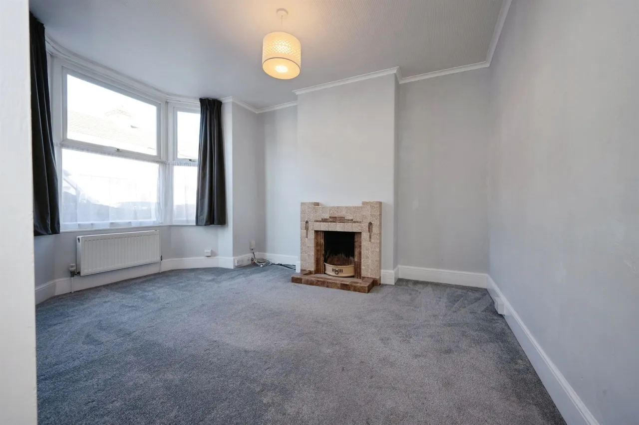 Coventry Road, Bedford, MK40, photo 2