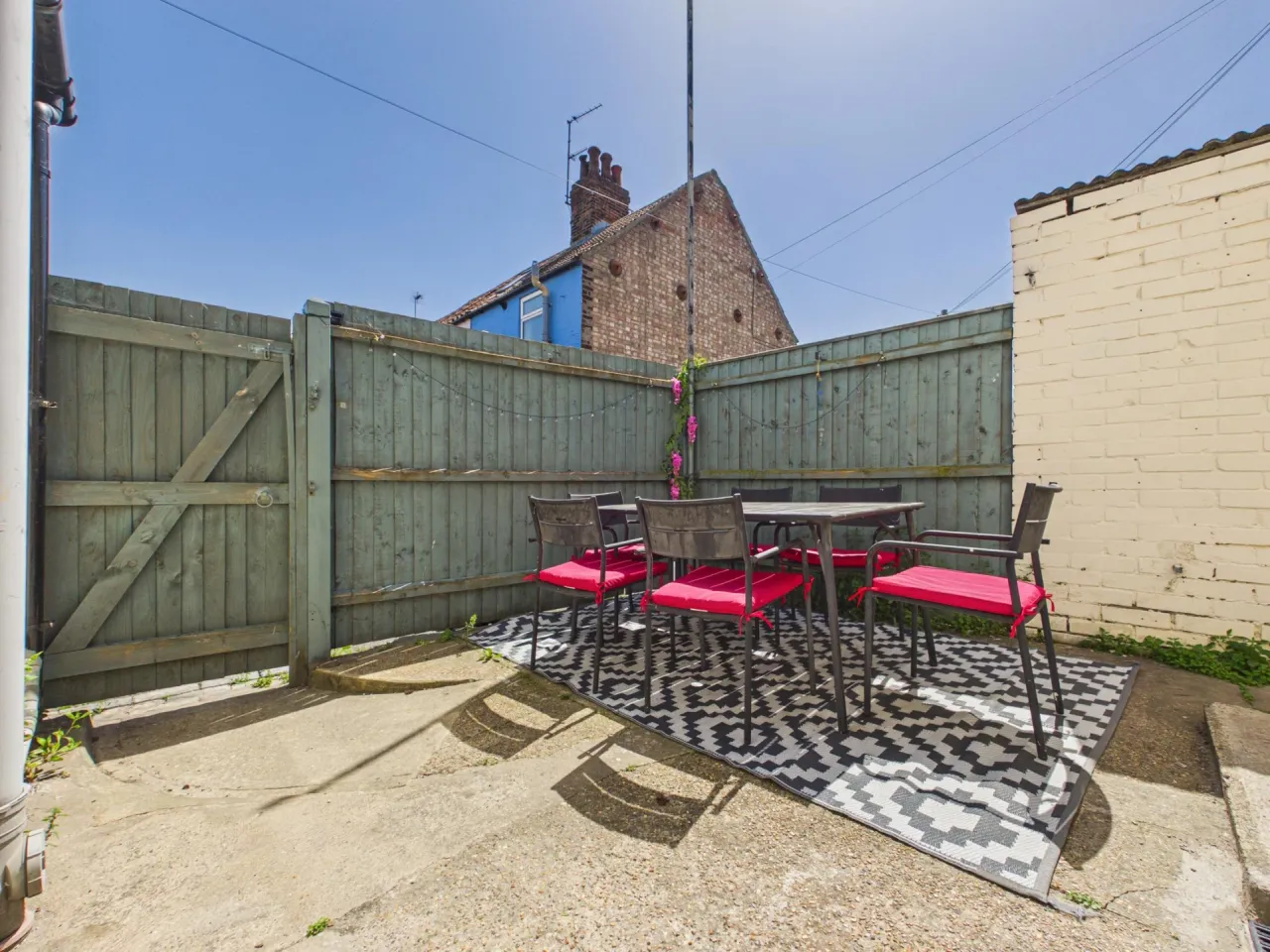 Edinburgh Road, Lowestoft, photo 14