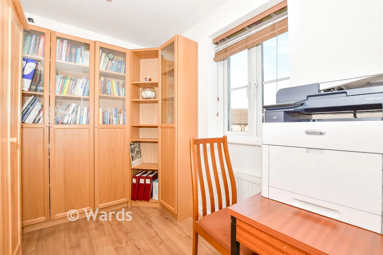 The Farrows, Maidstone, ME15, photo 10