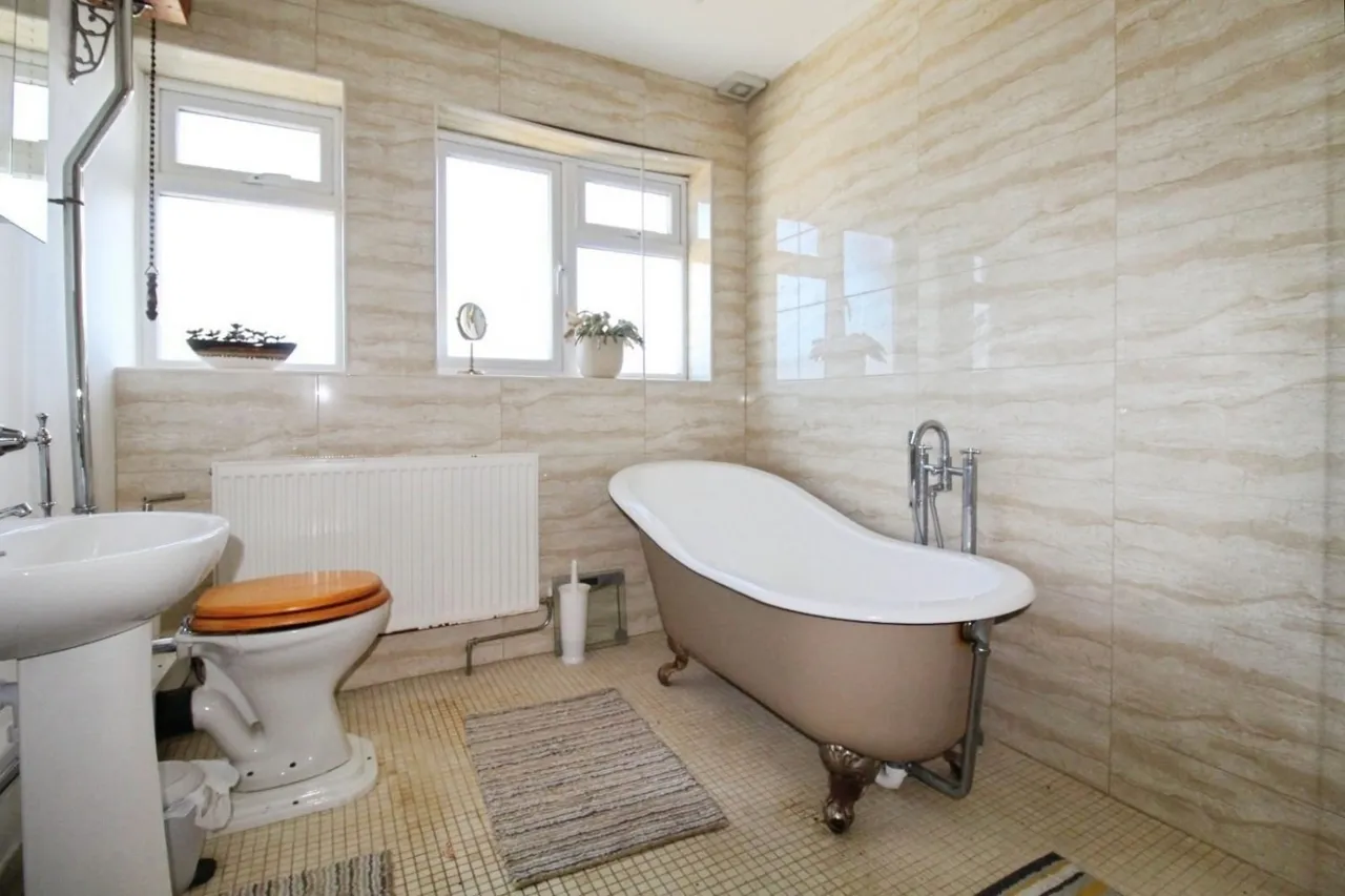 Acorn Street, Hunsdon, SG12, photo 2