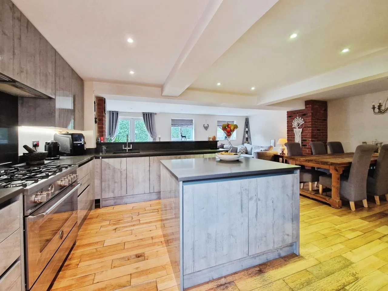 St. Marys Drive, Dunsville, DN7, photo 8