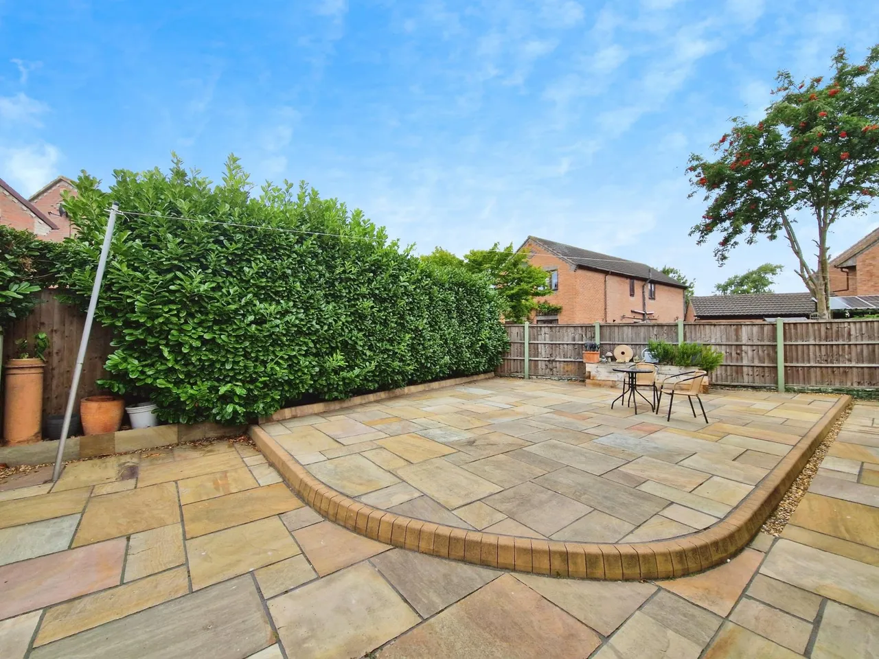 St. Marys Drive, Dunsville, DN7, photo 13