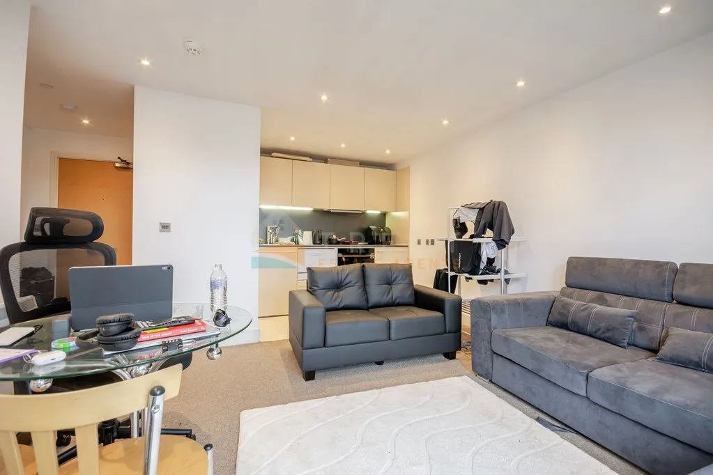 North West, 41 Talbot Street, Nottingham, photo 2