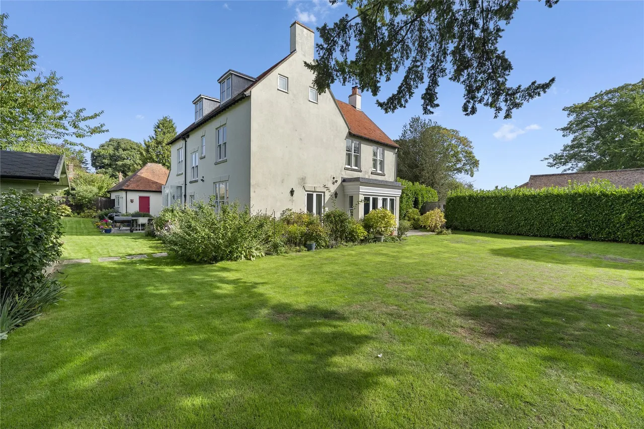 Church Street, Amberley, BN18, photo 23