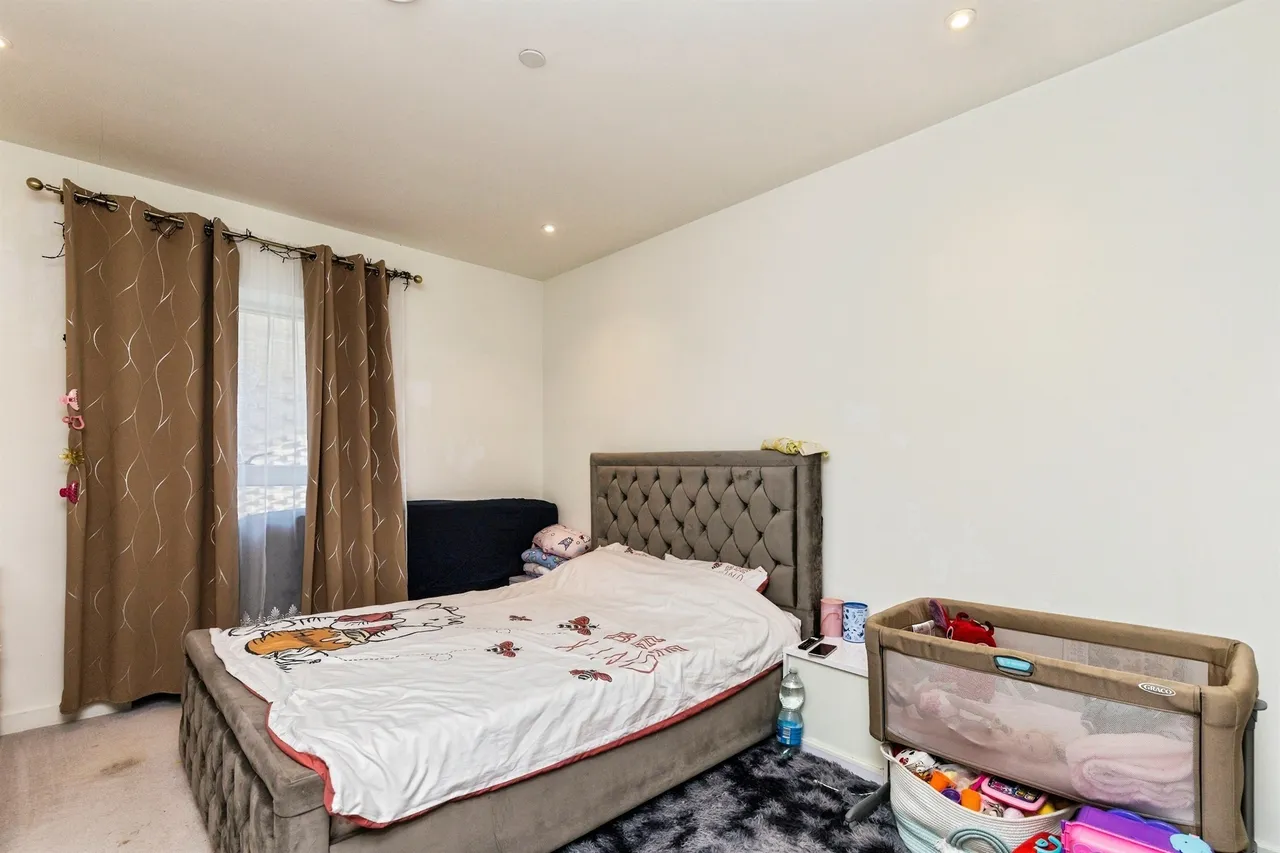 The Boulevard, Crawley, RH10, photo 5