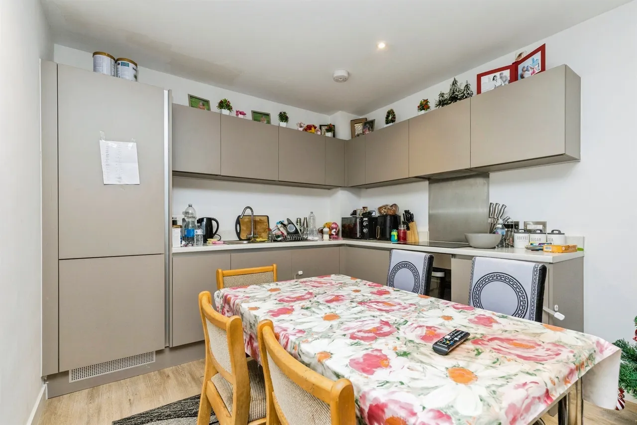 The Boulevard, Crawley, RH10, photo 4