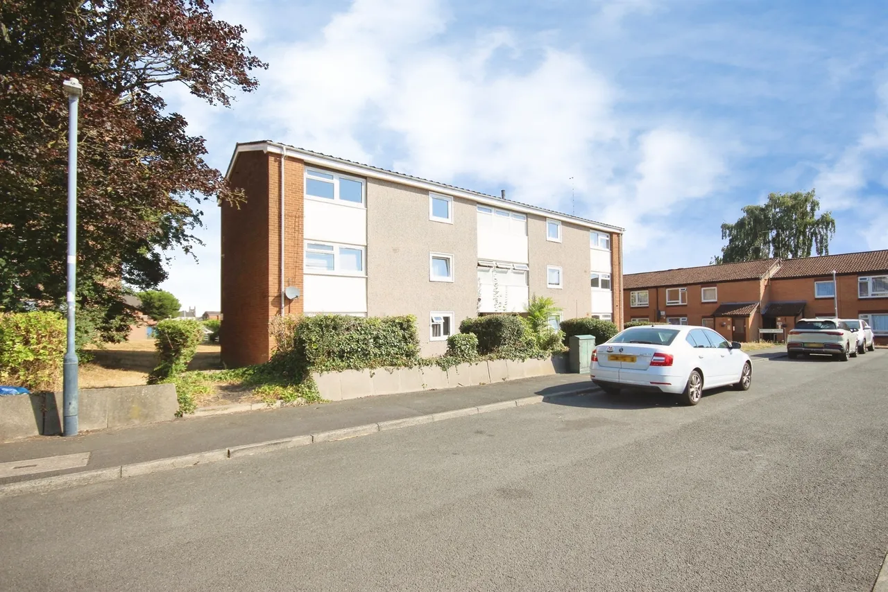 1 bed flat for sale — Christine Ledger Square, Leamington Spa