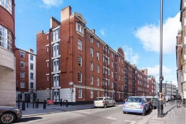 1 bed flat to rent, Sheridan Buildings, Martlett Court, WC2B