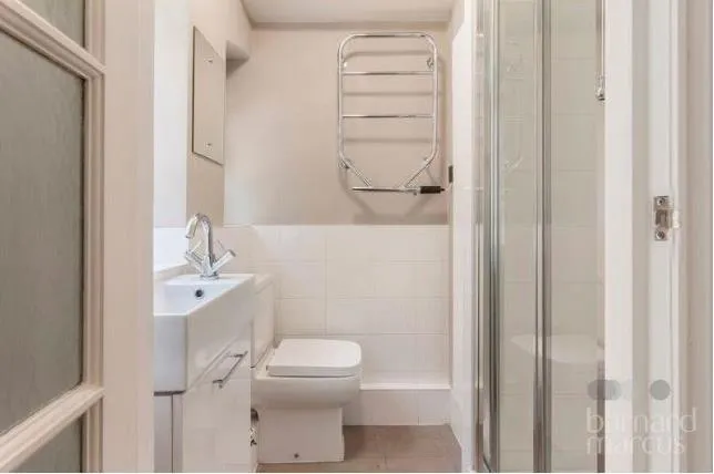 Sheridan Buildings, Martlett Court, WC2B, photo 4