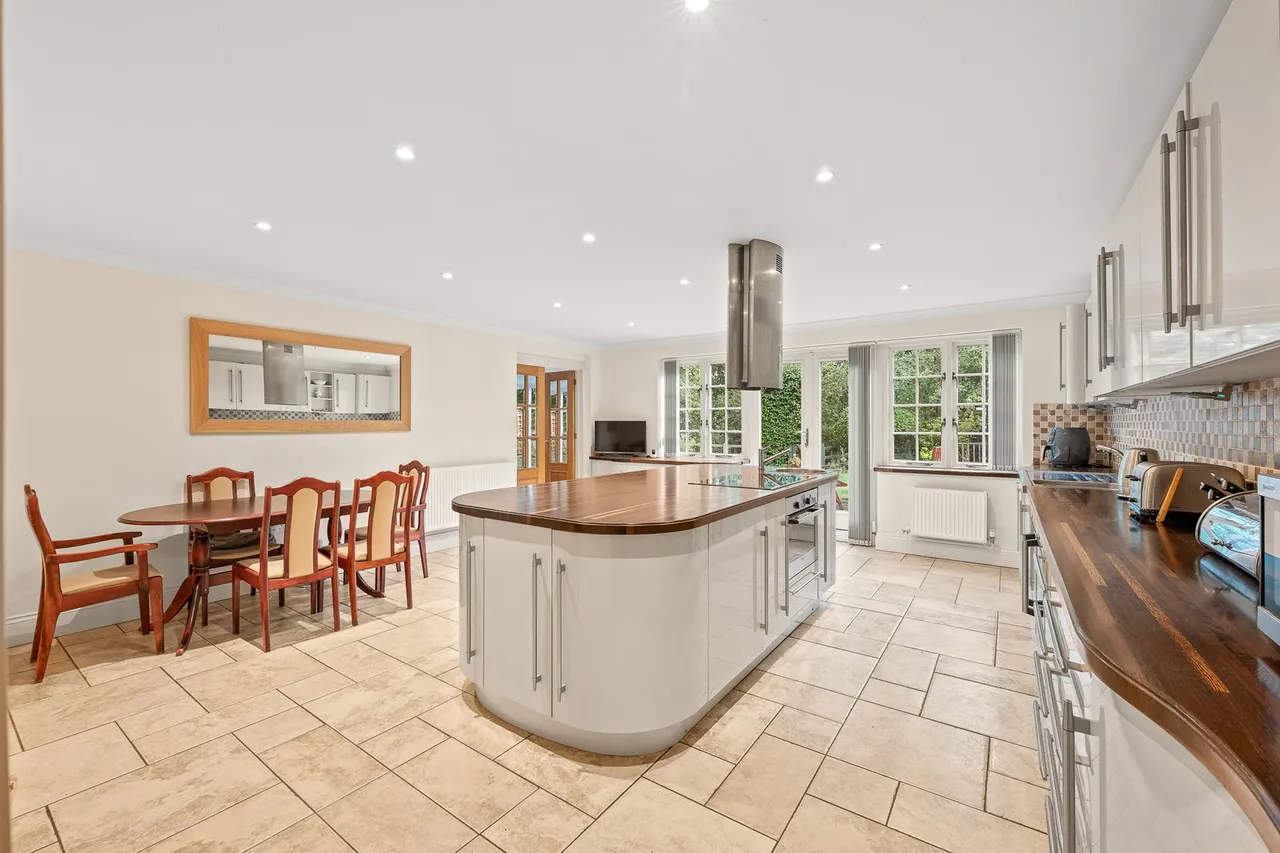 Handford Court, Southwell, NG25, photo 4