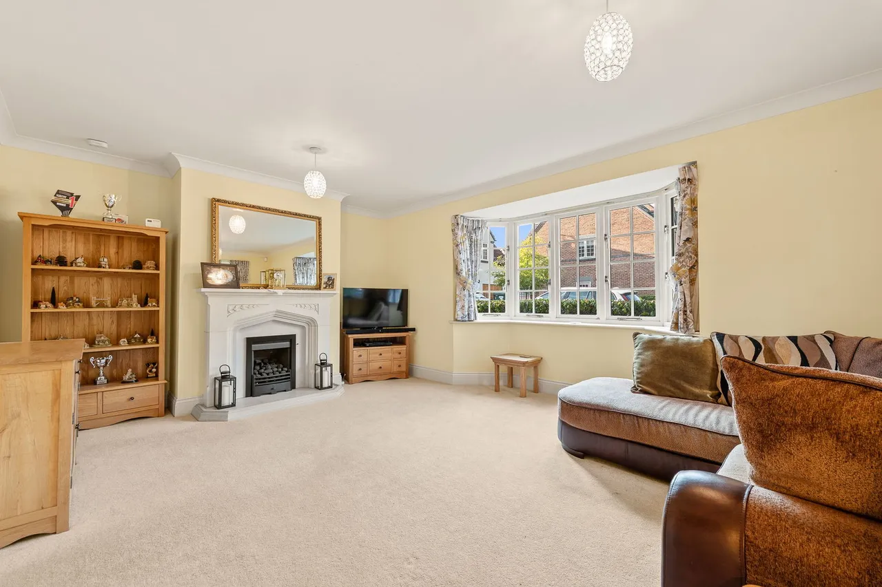 Handford Court, Southwell, NG25, photo 2