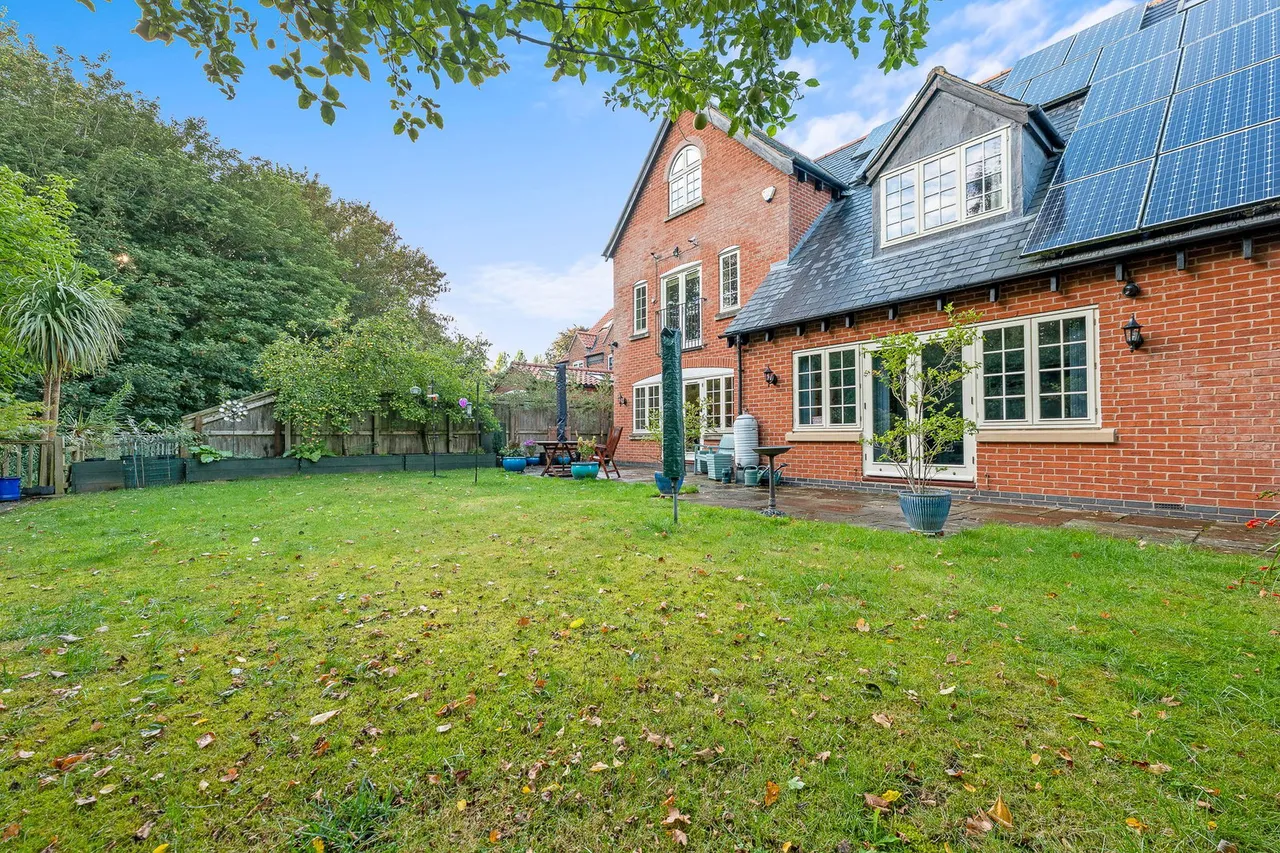 Handford Court, Southwell, NG25, photo 32