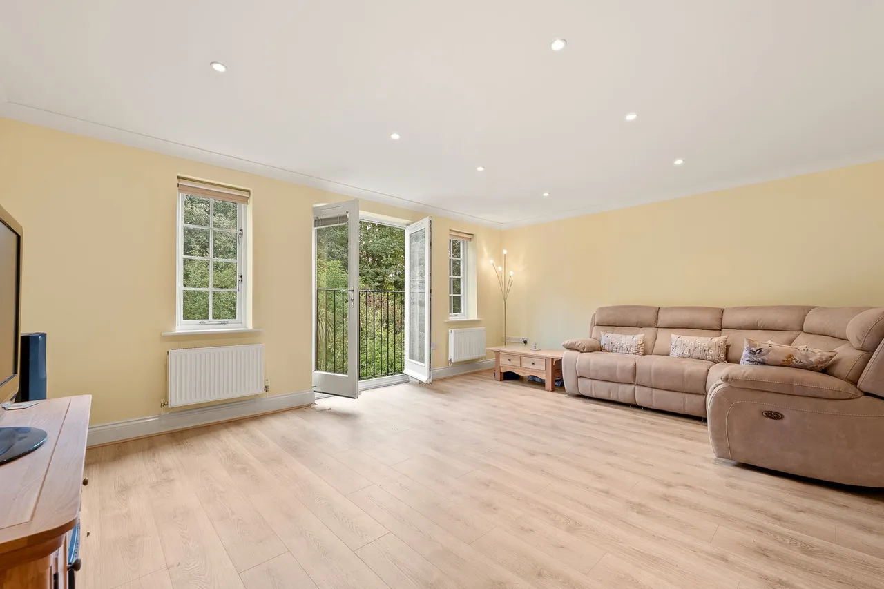 Handford Court, Southwell, NG25, photo 17