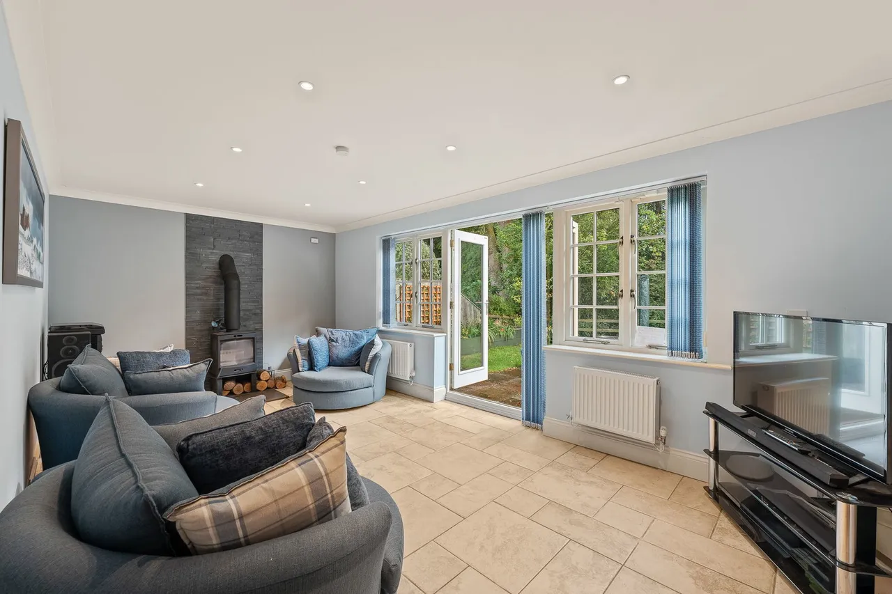 Handford Court, Southwell, NG25, photo 10