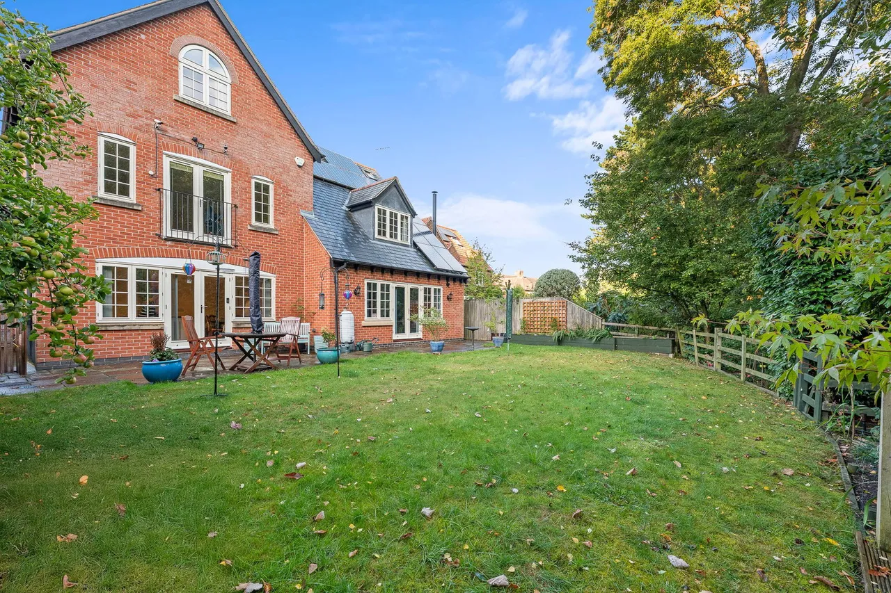 Handford Court, Southwell, NG25, photo 34