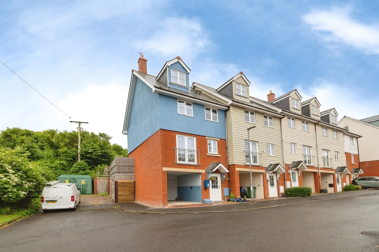 4 bed house for sale, West Street, Watchet, TA23