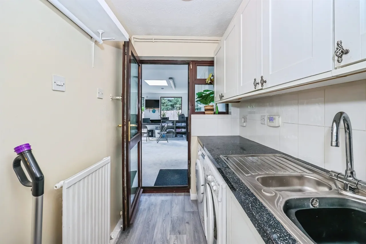 Poplar Avenue, Nottingham, NG5, photo 21