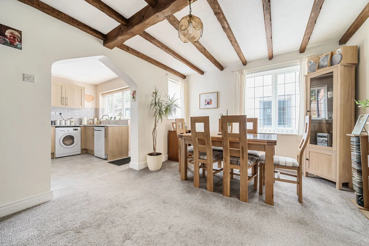 Parkside, Chippenham, photo 4