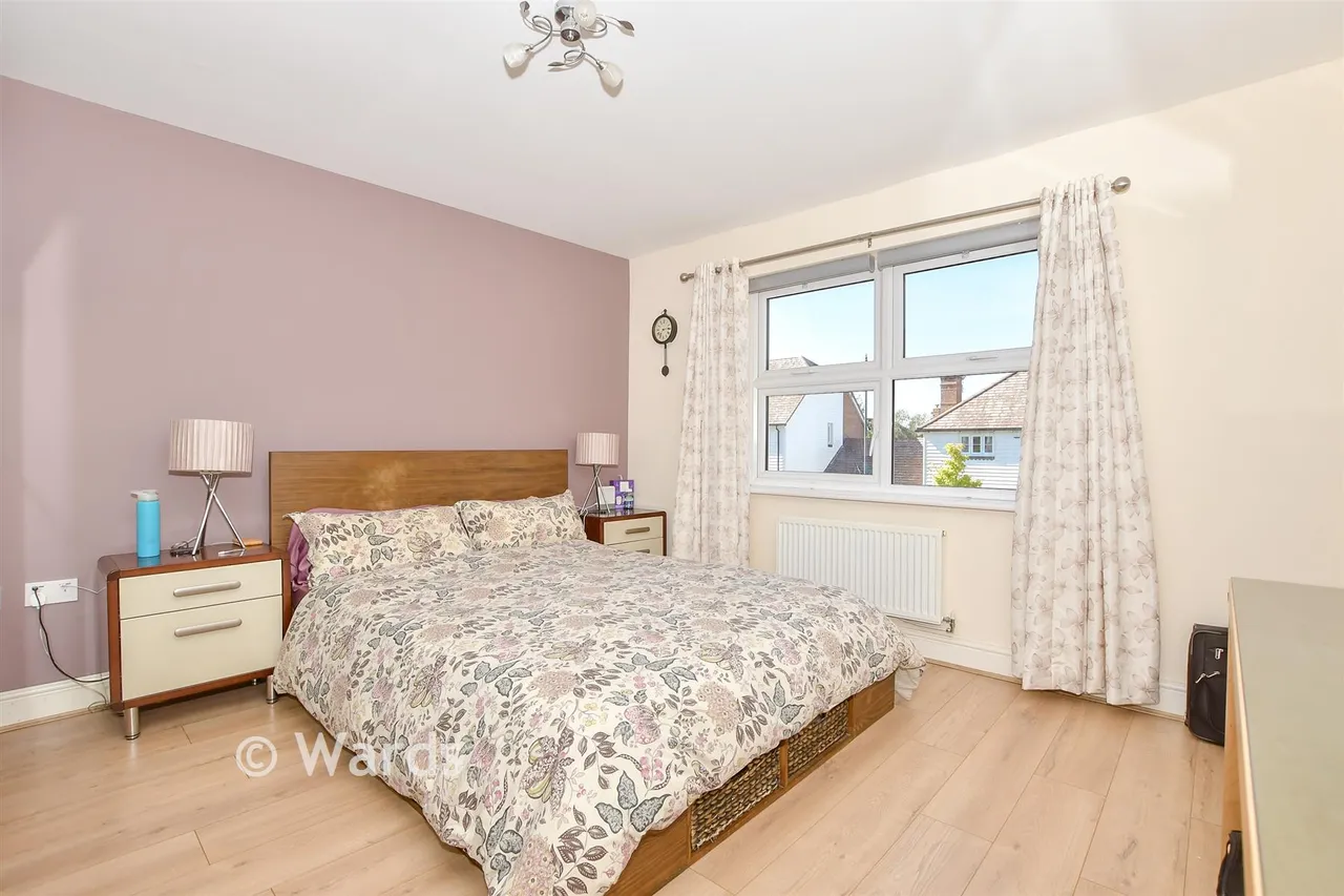 Langley Way, West Malling, ME19, photo 9