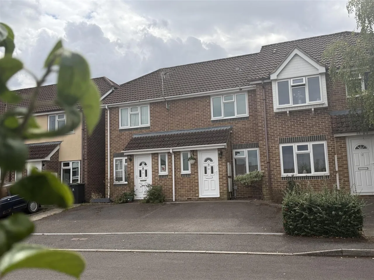 2 bed property for sale — Woodsage Drive, Gillingham SP8 4UF