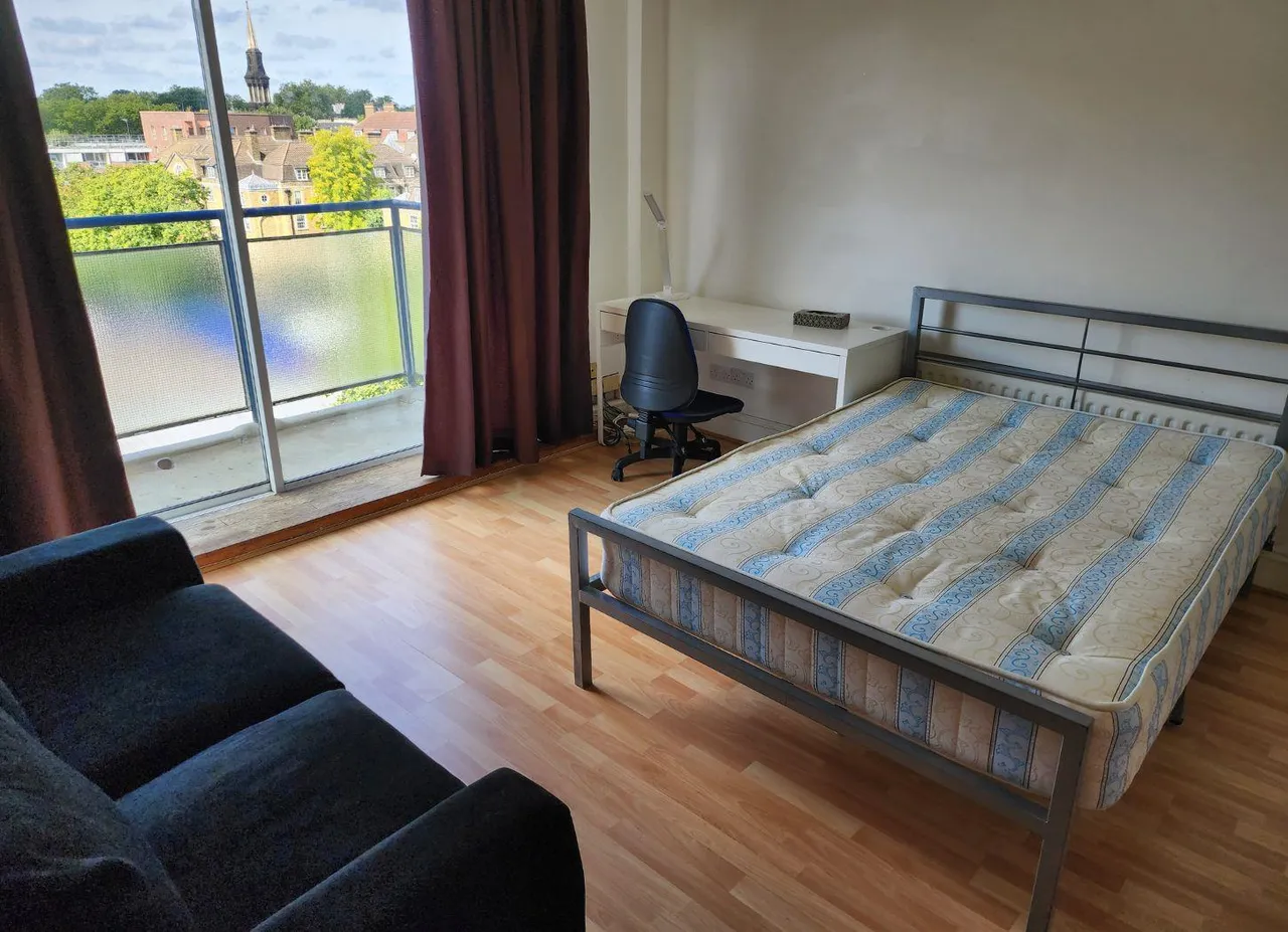 3 bed flat for sale — Cumberland Market, London, NW1 3QE