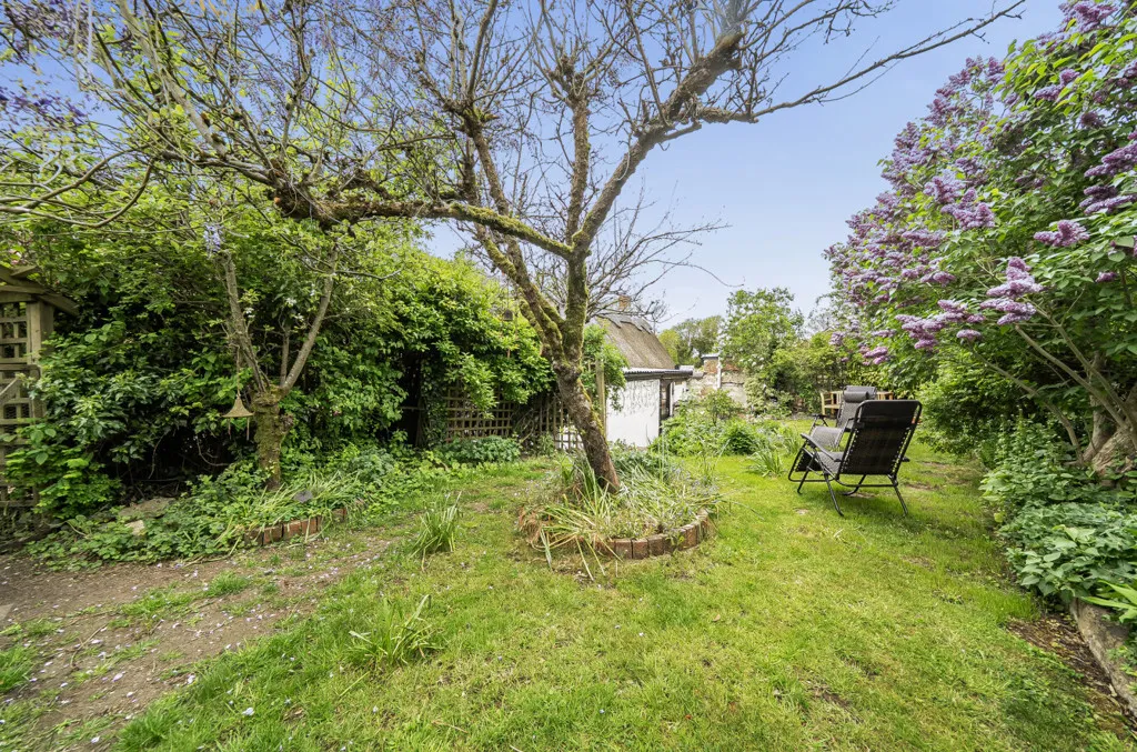 Stoke Road, Blisworth, Northampton, Northamptonshire, NN7 3BZ, photo 16