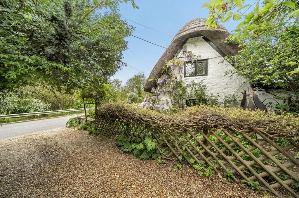Stoke Road, Blisworth, Northampton, Northamptonshire, NN7 3BZ, photo 12