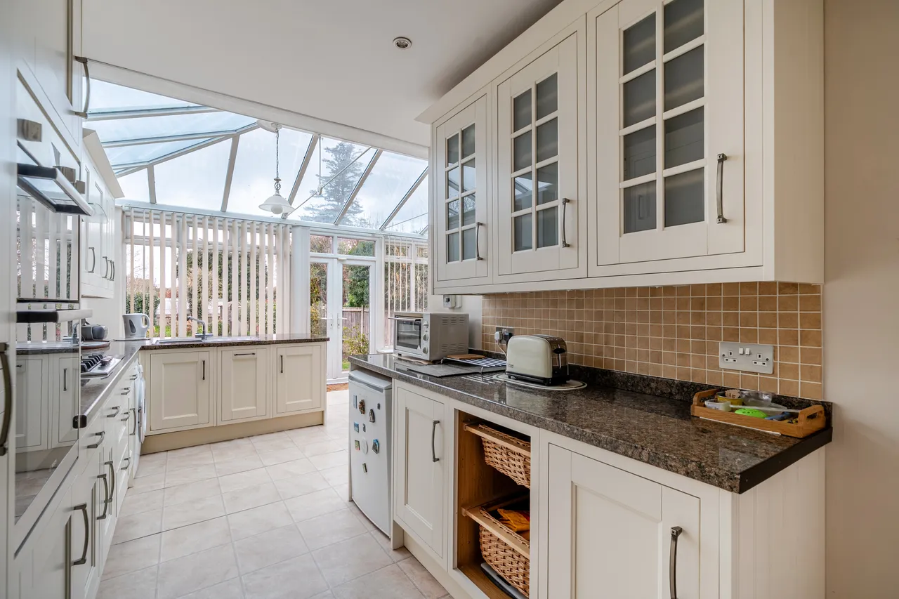 Orchard Lane, East Molesey, KT8, photo 4