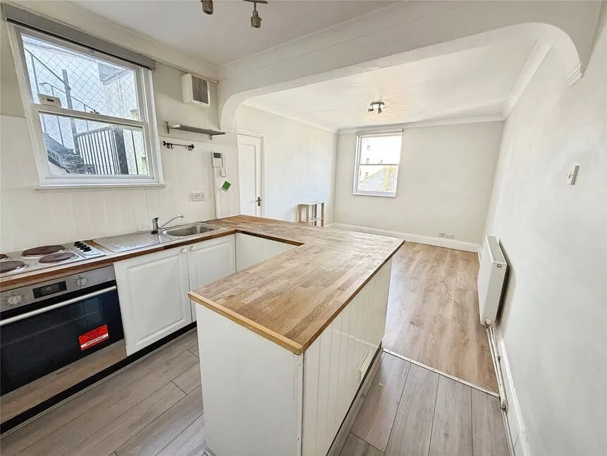 Brunswick Terrace, Hove, East Sussex, BN3, photo 2