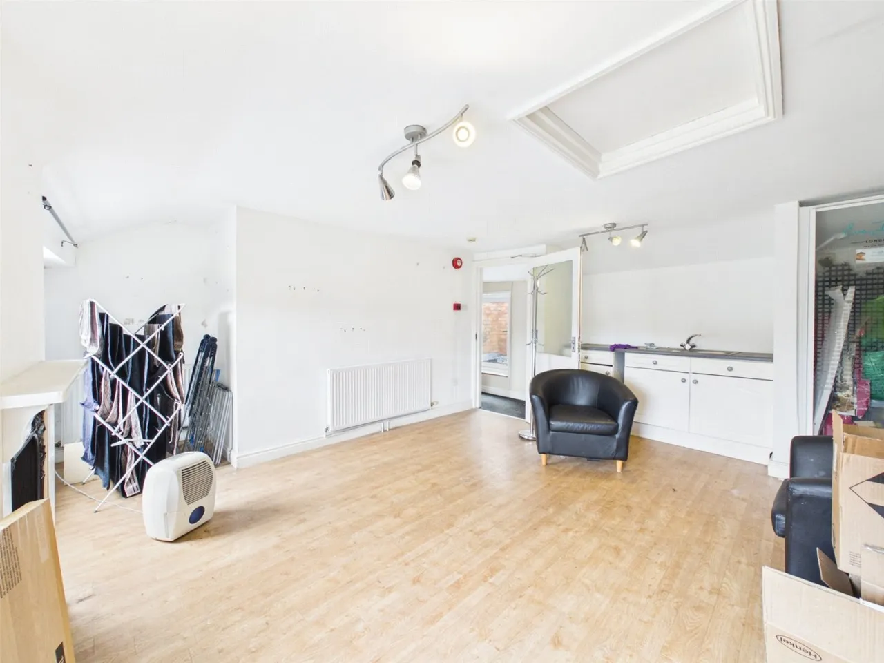 St. Mary Street, Bridgwater, TA6, photo 14