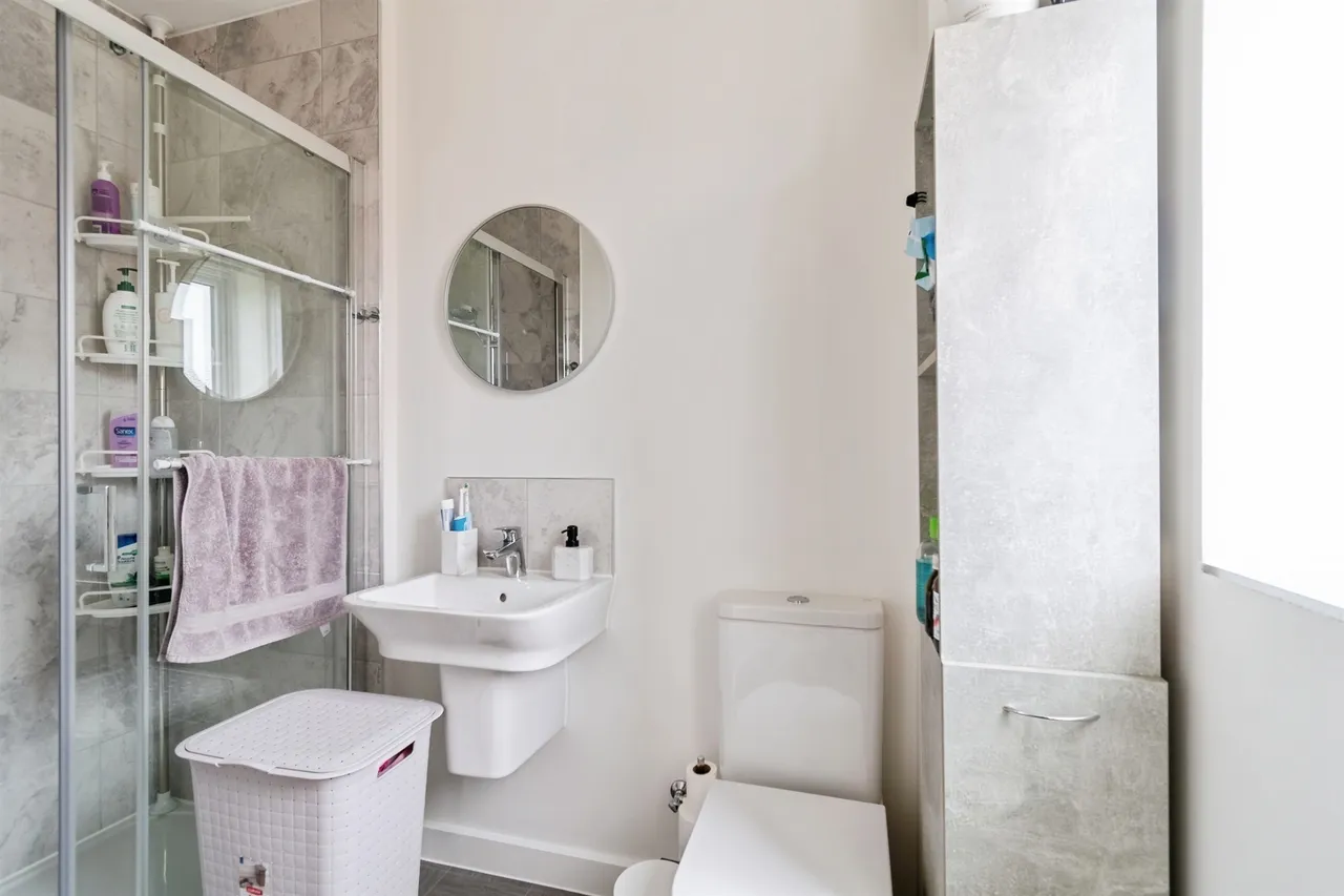 Oregano Close, Melksham, photo 9