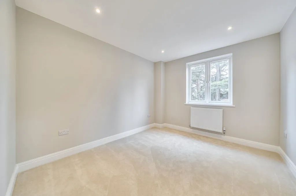 Foxley Lane, Purley CR8 3NB, photo 16