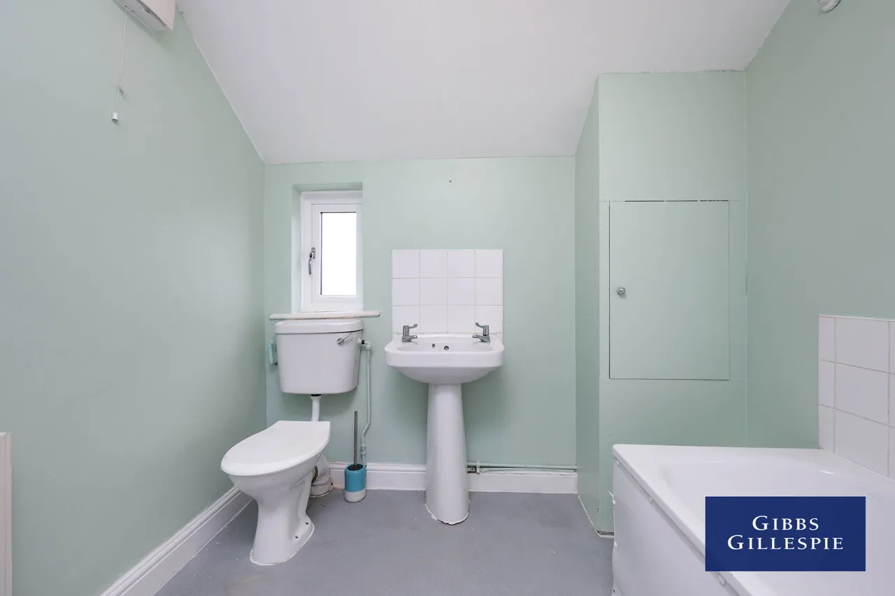 New Road, Uxbridge Fees Apply, UB8, photo 6