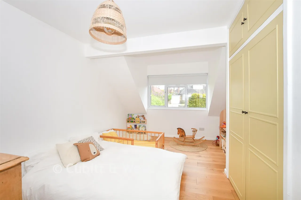 Southlands, East Grinstead, RH19, photo 11