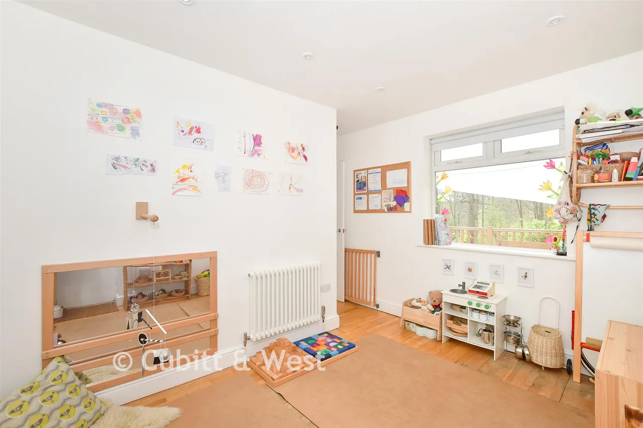 Southlands, East Grinstead, RH19, photo 6