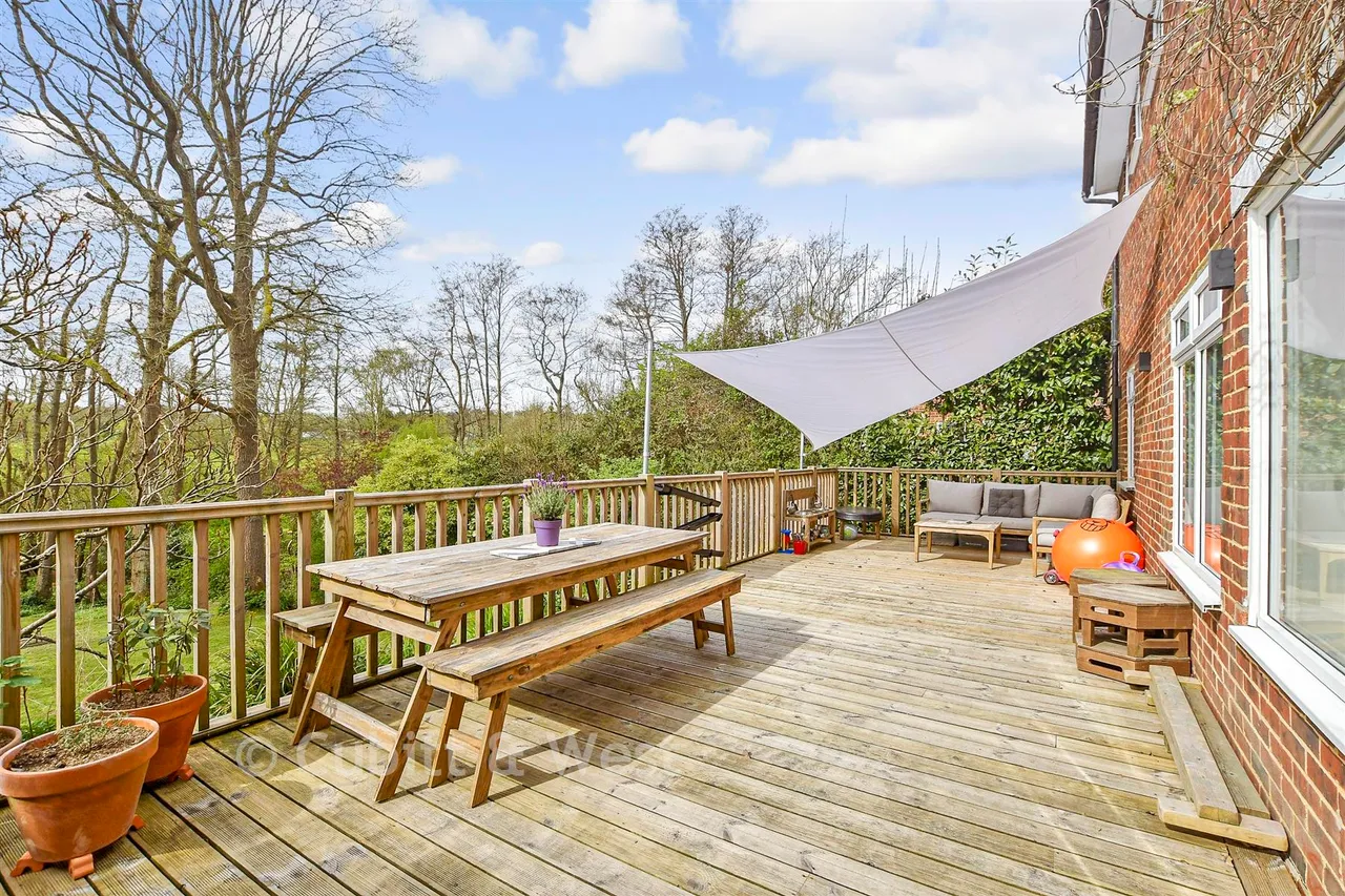 Southlands, East Grinstead, RH19, photo 15