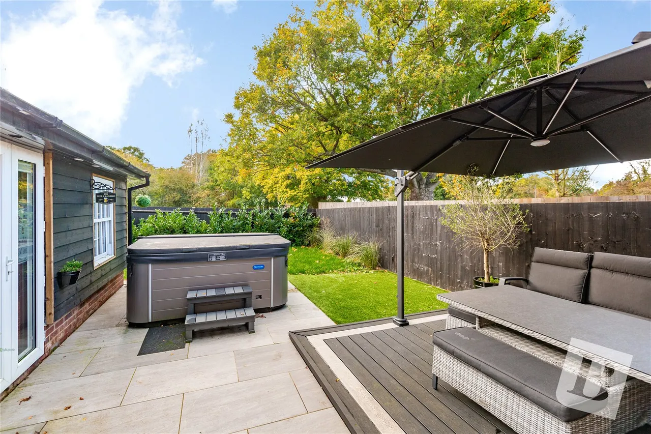 Rainbird Place, Pilgrims Hatch, CM14, photo 22