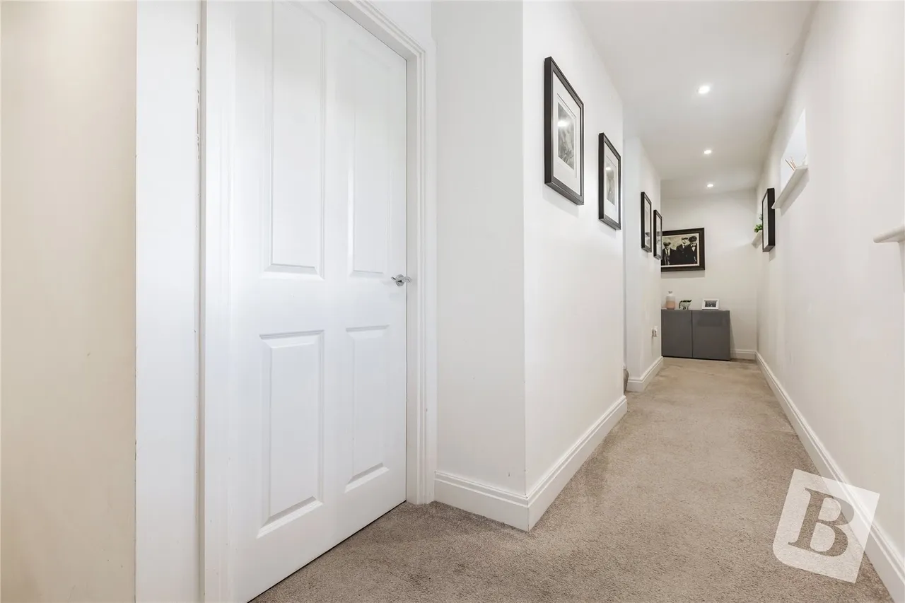 Rainbird Place, Pilgrims Hatch, CM14, photo 12
